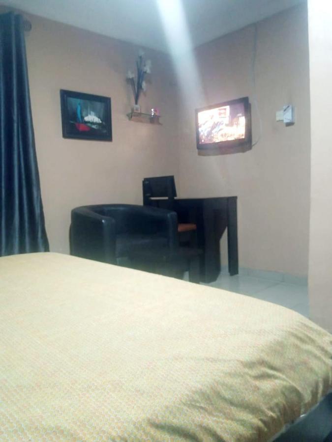 Staycation Suites And Apartment Λάγος Εξωτερικό φωτογραφία