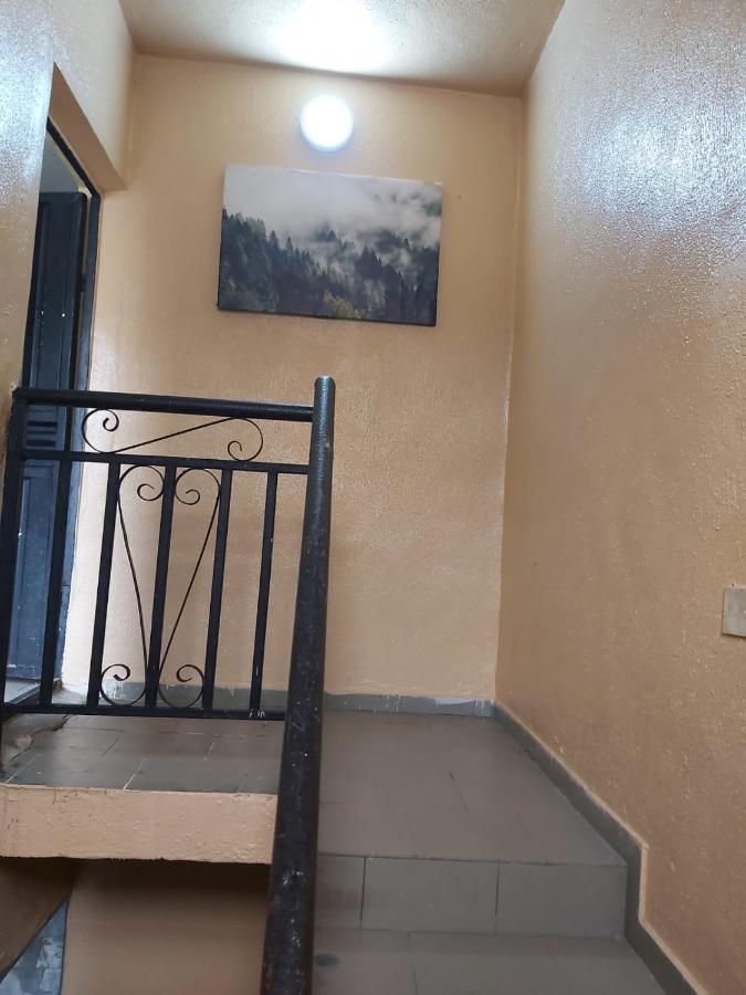 Staycation Suites And Apartment Λάγος Εξωτερικό φωτογραφία